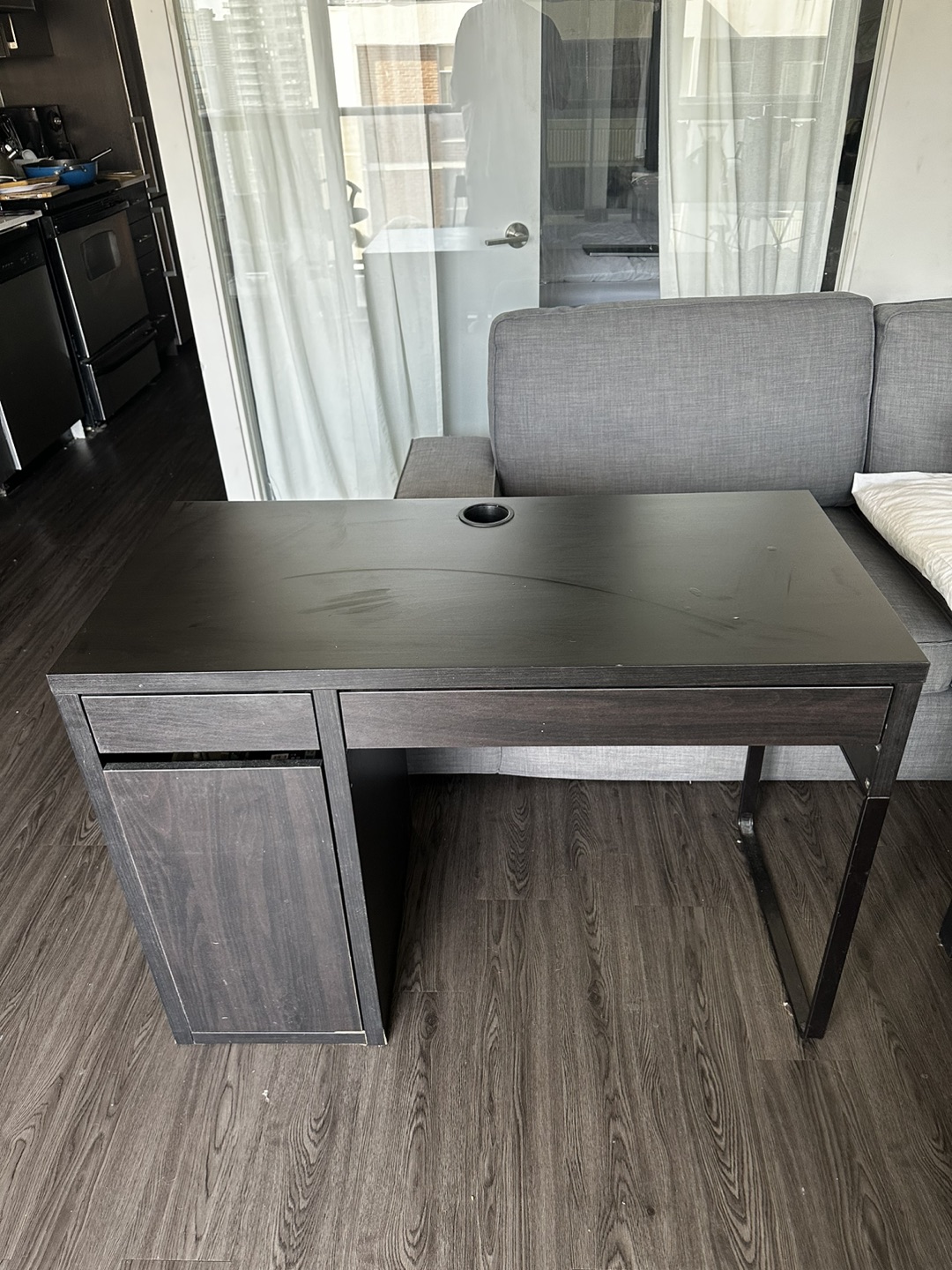 📢 FOR SALE: IKEA MICKE Desk - Brown 🏷️ - photo 2