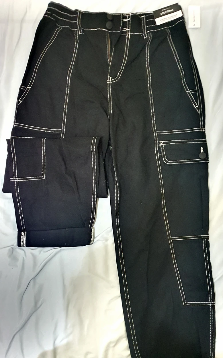 jogger pants M size black (also have green color too)