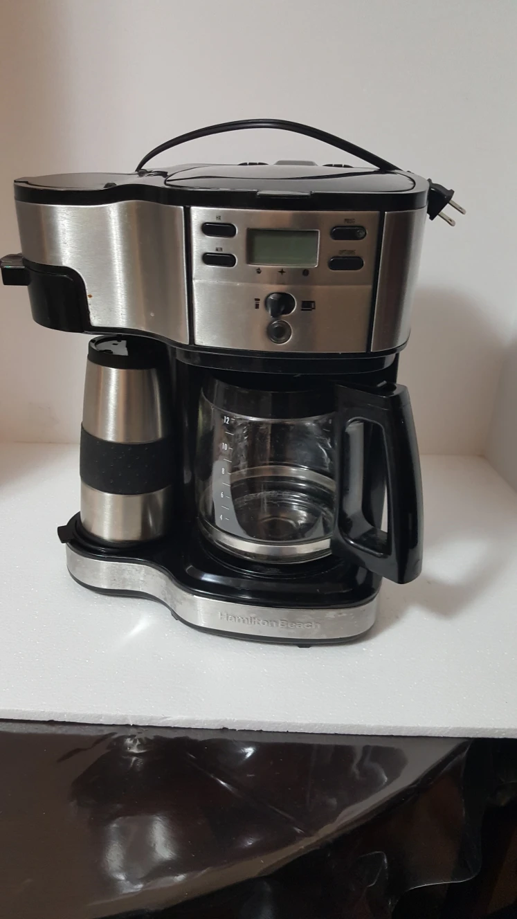 Hamilton Beach 2 Way Single Serve plus full Port Coffee Maker image indicator(6)