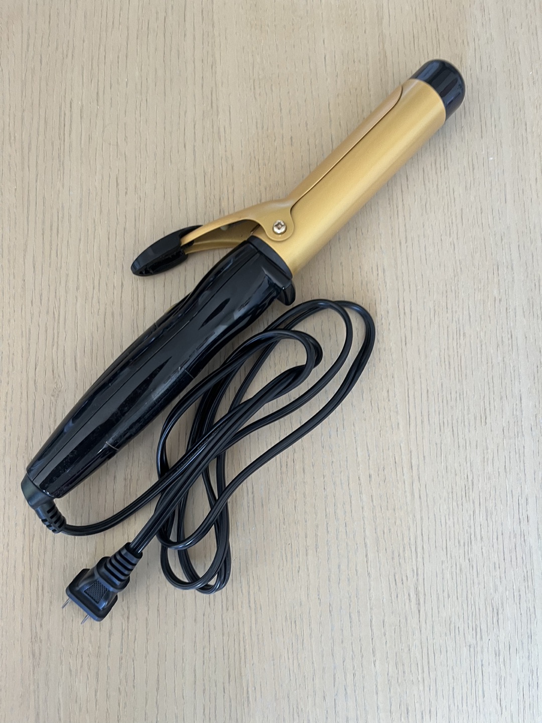 Hair iron 🌱 thumbnail