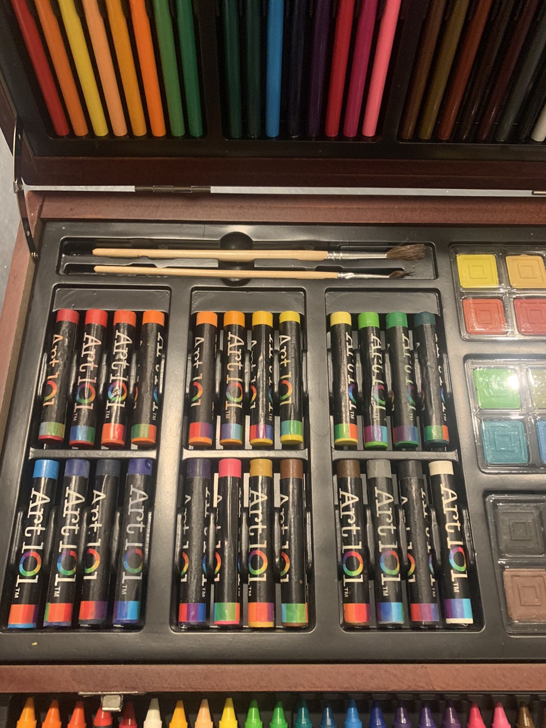 Art 101 Doodle and Color 142 Pc Art Set in a Wood Carrying Case image indicator(3)