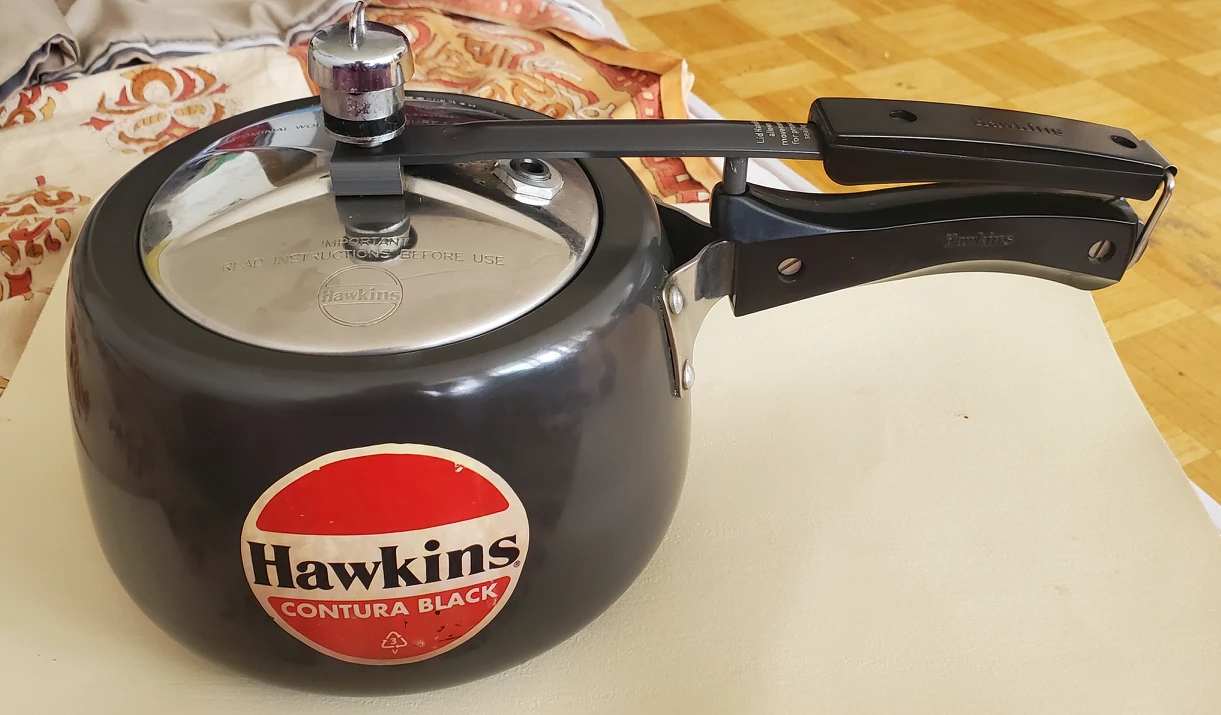 Hawkins pressure cooker for sale - photo 4