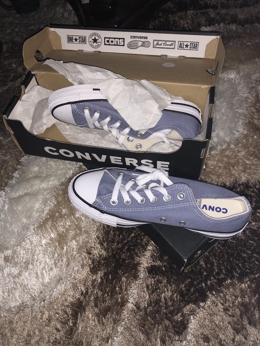 Men/women Converse AllStar runners