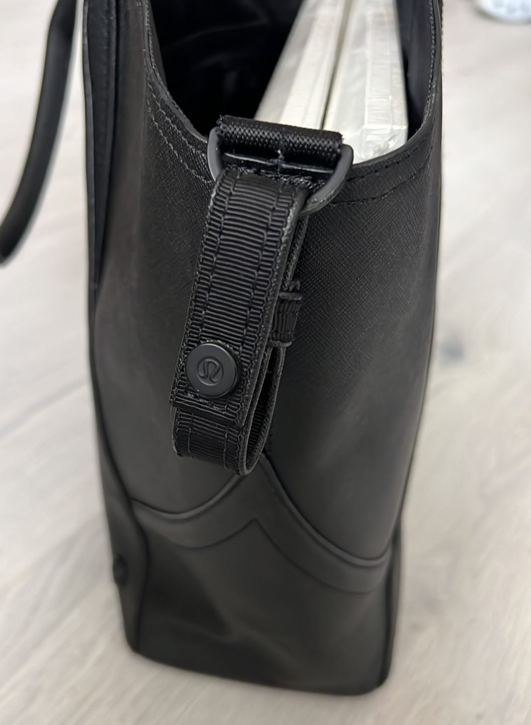 Lululemon All Day tote black - photo 4