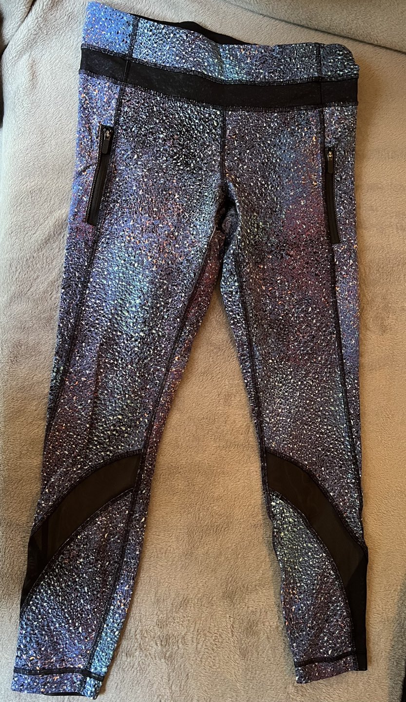 Lululemon galaxy leggings size 6