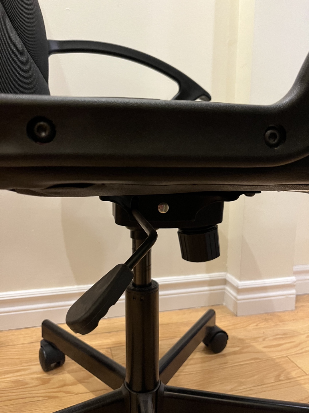 IKEA swivel chair - photo 3