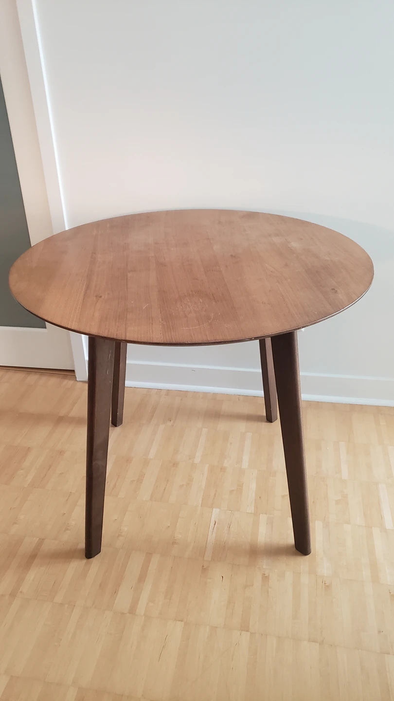 Round Dining Table