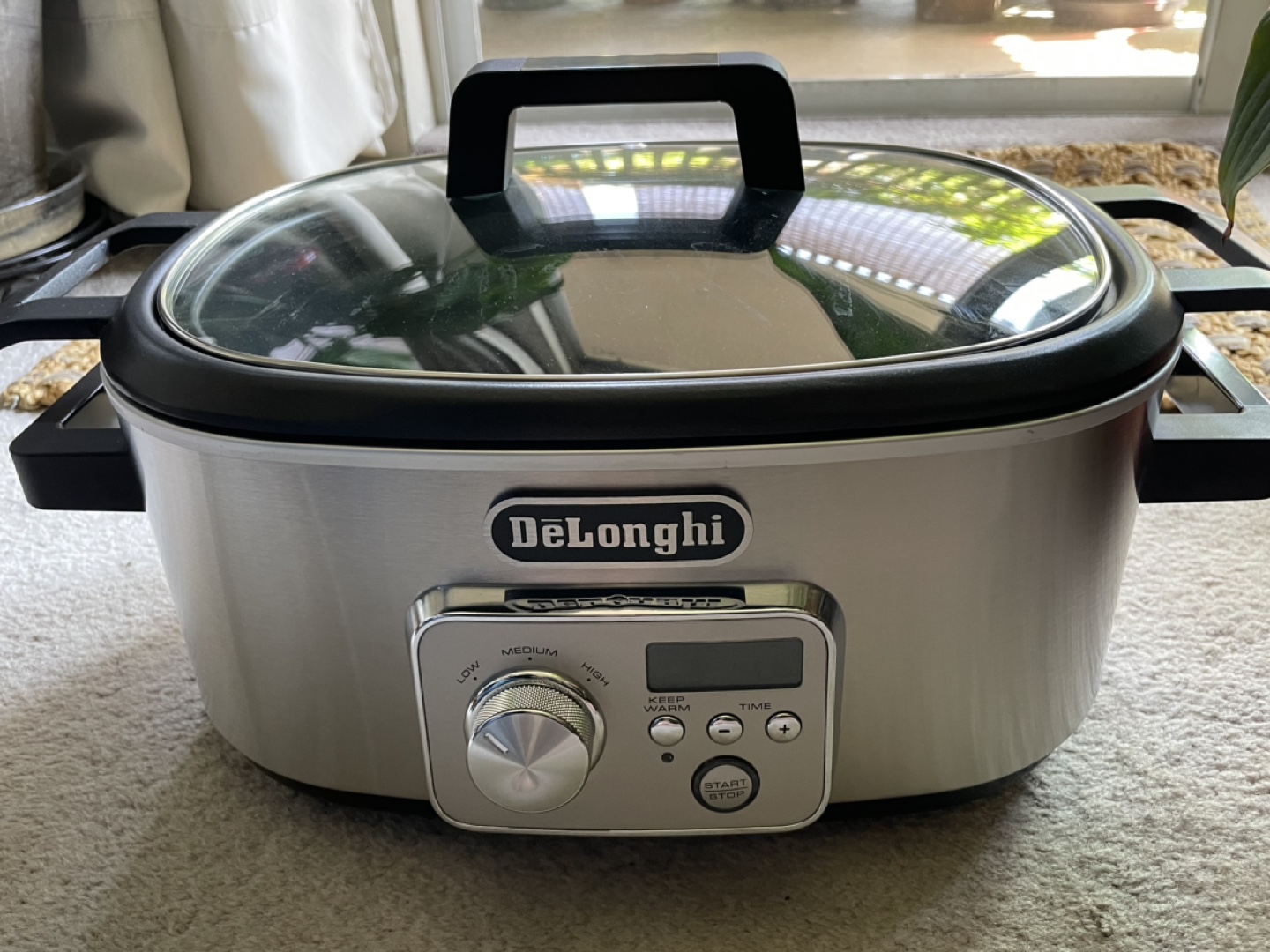DELONGHI - LIVENZA PROGRAMMABLE SLOW COOKER thumbnail