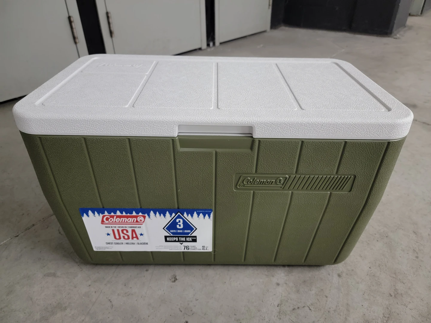 Coleman Cooler, 45.4L (76 can)  capacity - photo 2