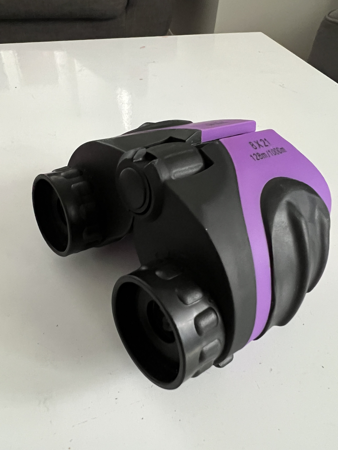 Child size binoculars thumbnail