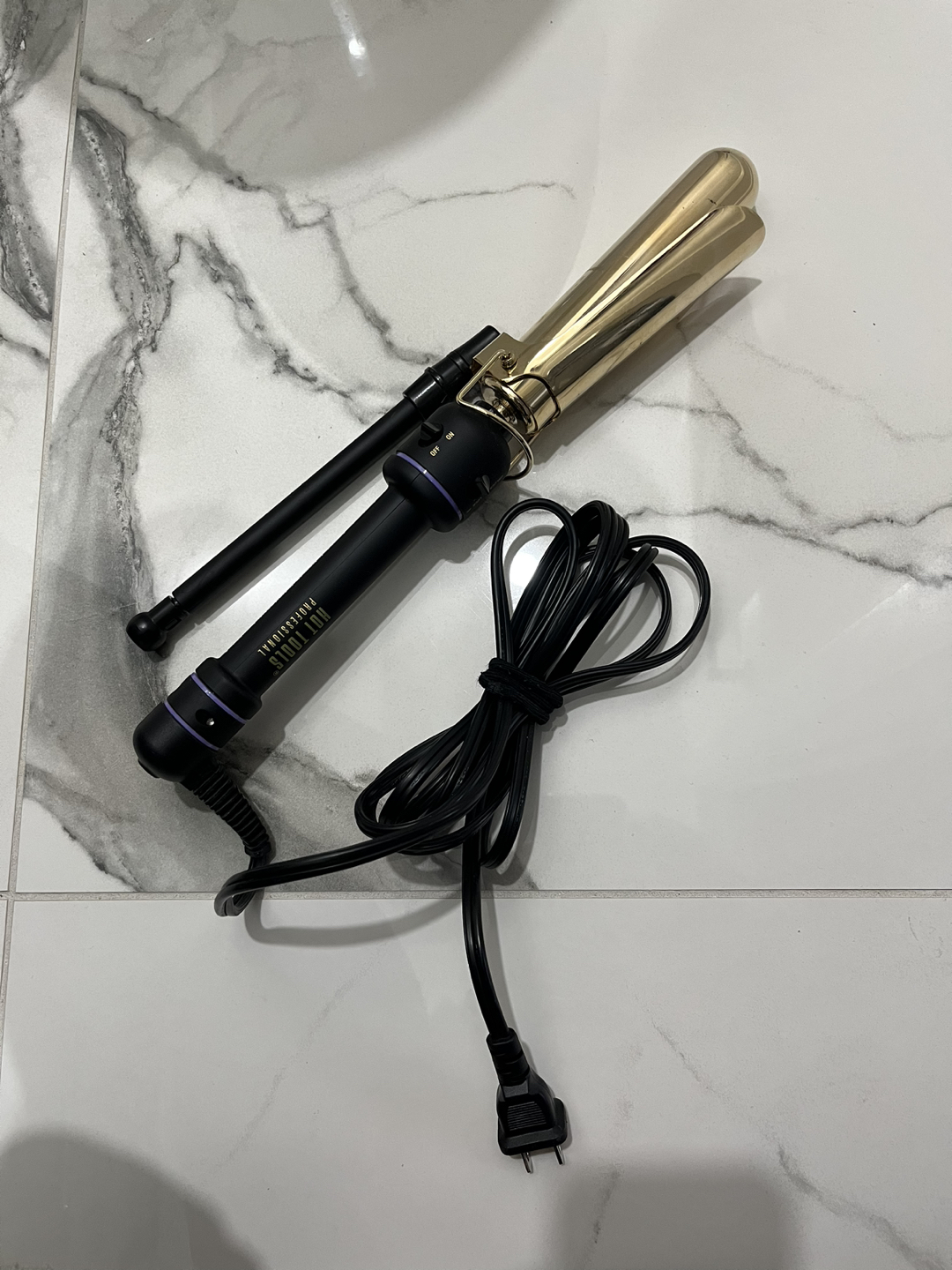 a hair straightener thumbnail