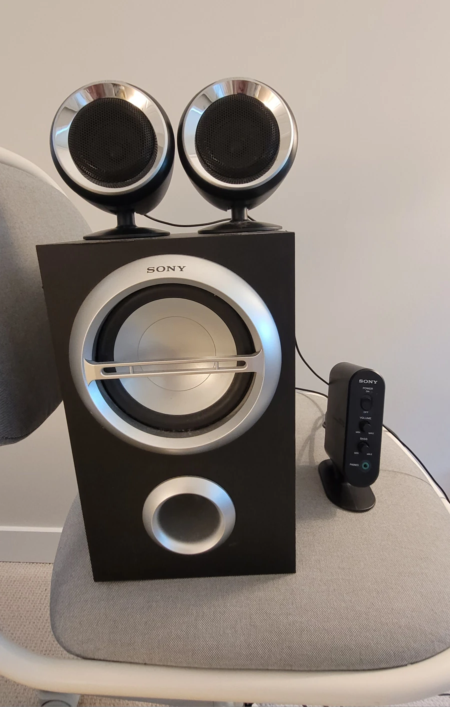 Sony Speakers SRS-D211 thumbnail