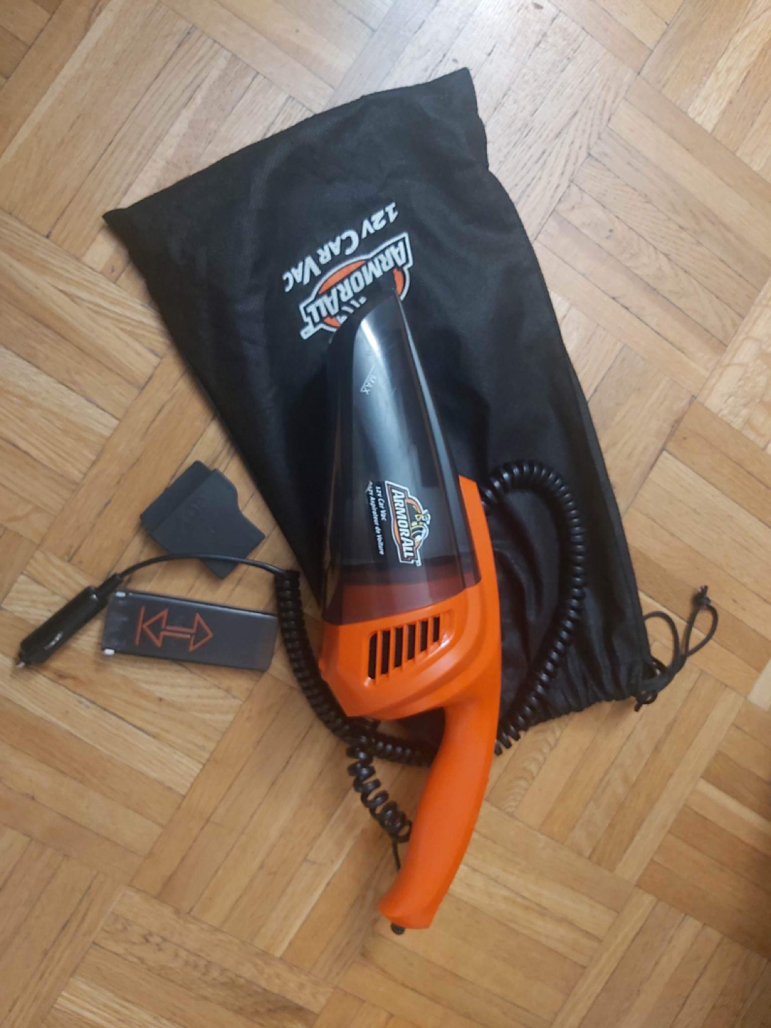 Car vacuum thumbnail