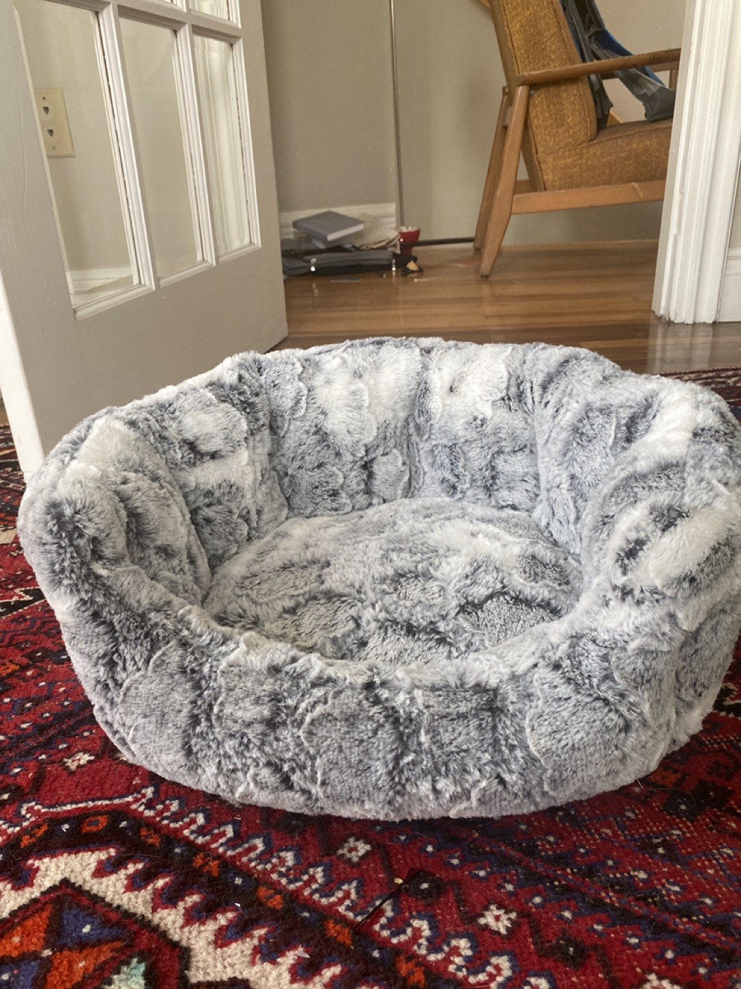 Calming cat bed thumbnail