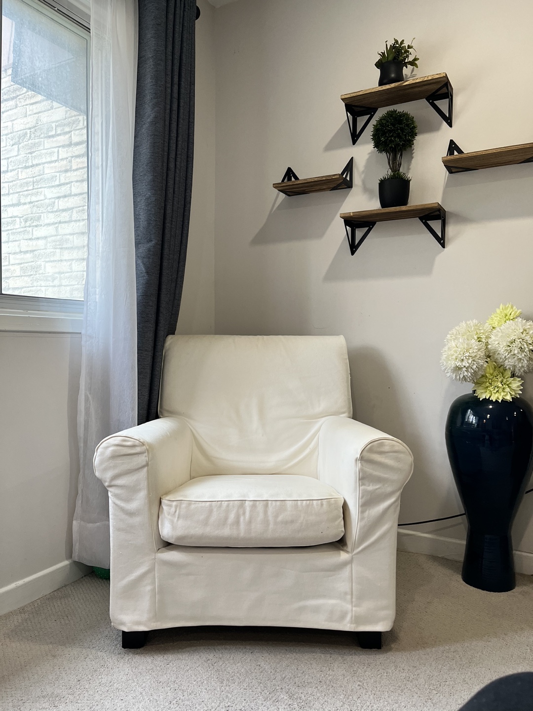 Arm chair