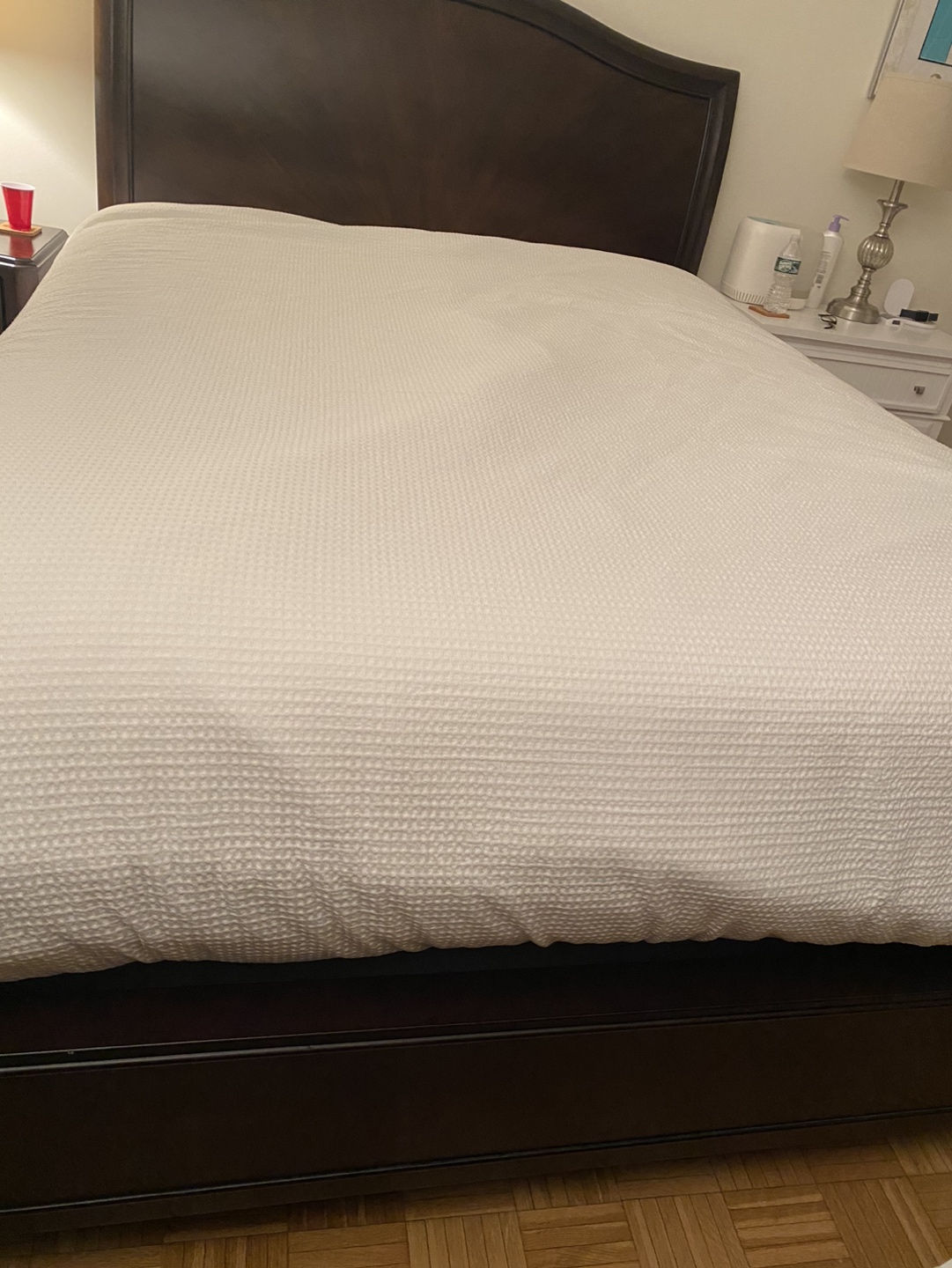 Legacy Furniture Bedframe - photo 5
