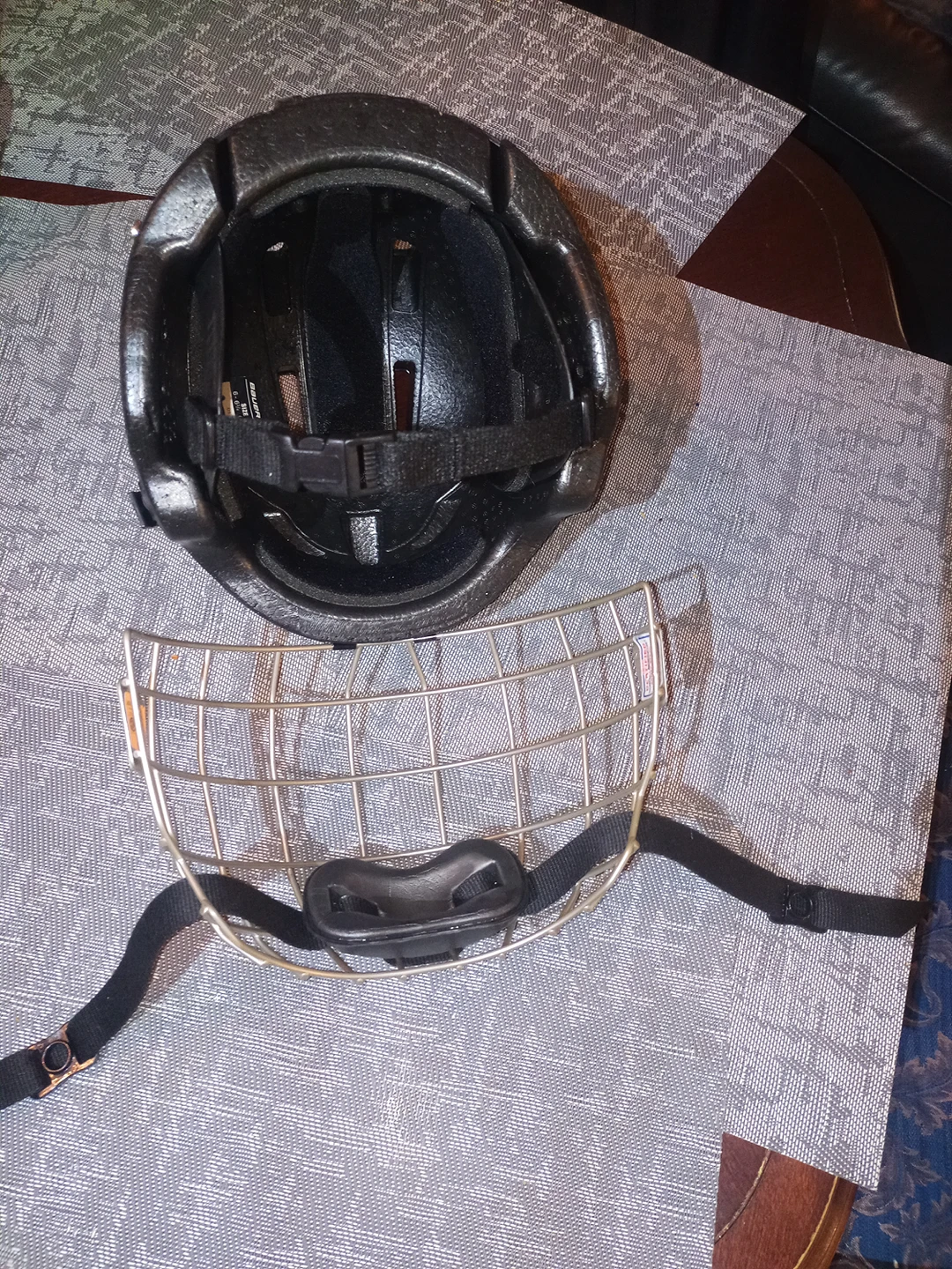 Bauer Hockey Helmet - photo 4