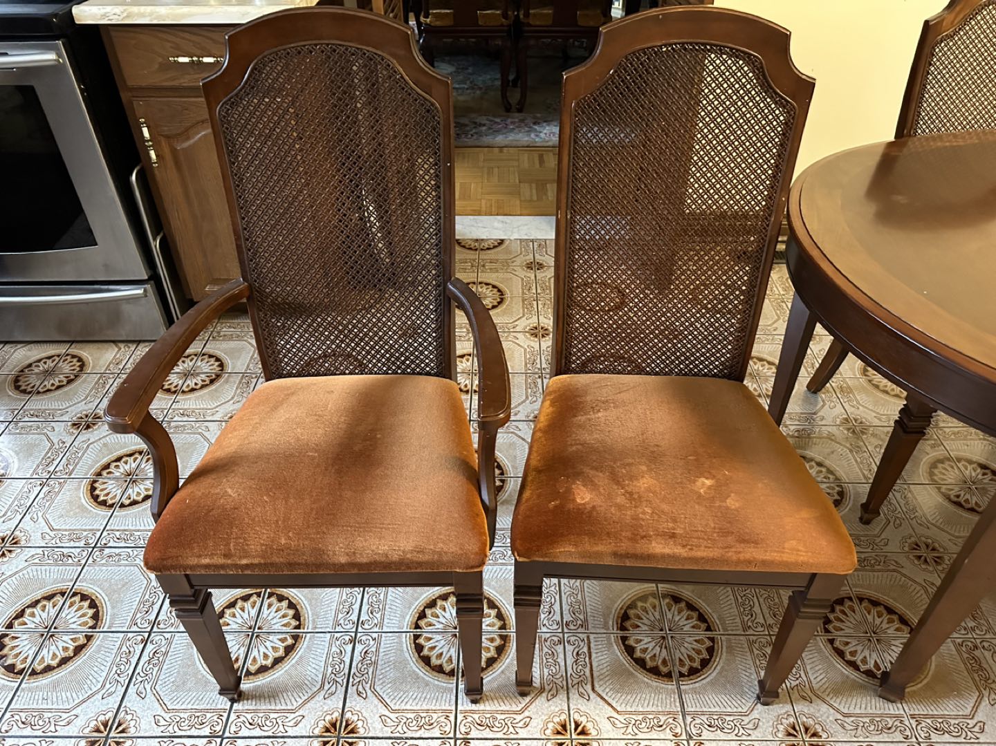 Vintage Wood Table with 6 chairs - photo 5