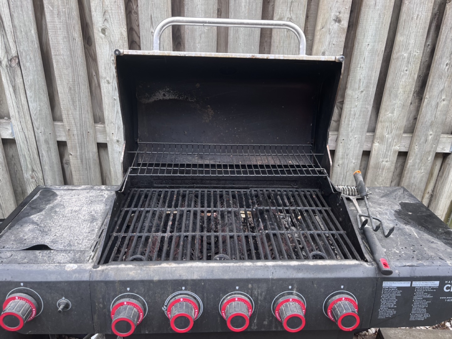 MASTER Chef Prime 5-Burner Propane Gas BBQ Grill - photo 2