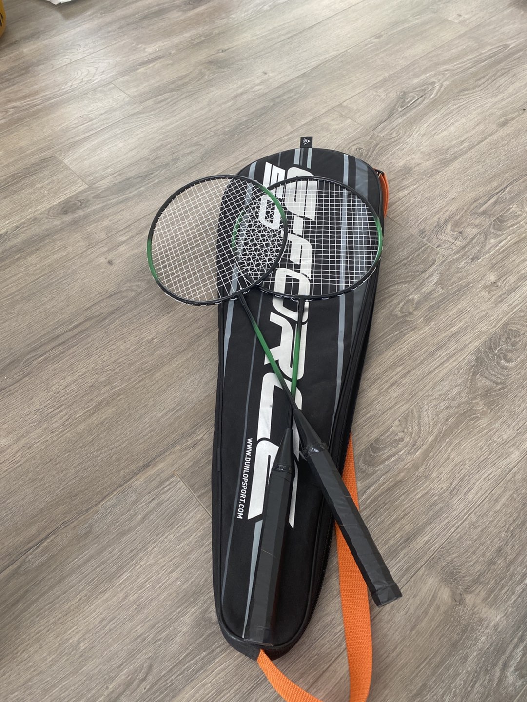 Badminton Racket with a bag thumbnail