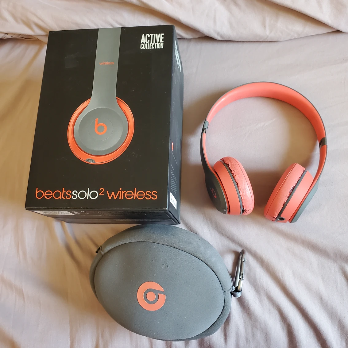 Beats Dr. Dre Solo 2 Wireless (red/gray) Headphones