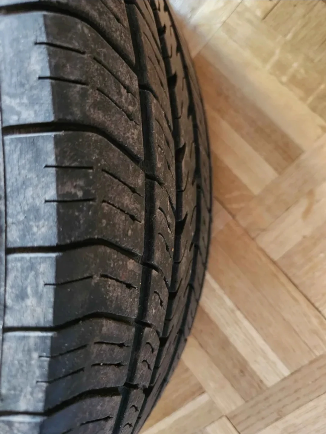 Used Michelin Tires 65/16 thumbnail