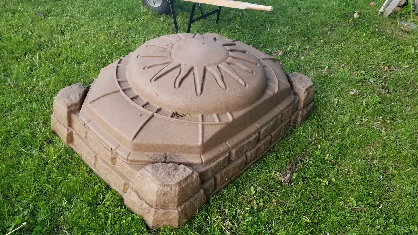 Sand Box with Cover thumbnail