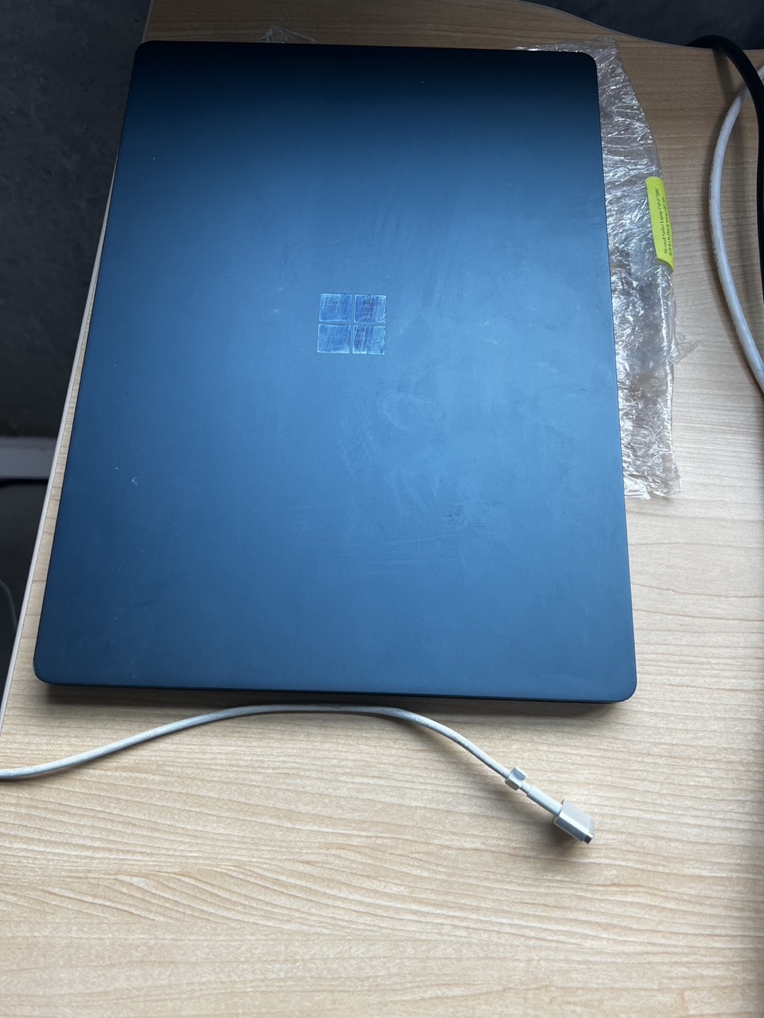 Microsoft Surface Laptop 7th Gen Windows 10 PRO - photo 2