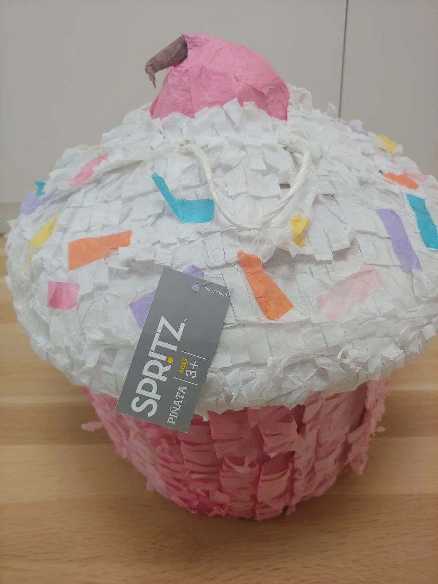 Cupcake Pinata , New - photo 4