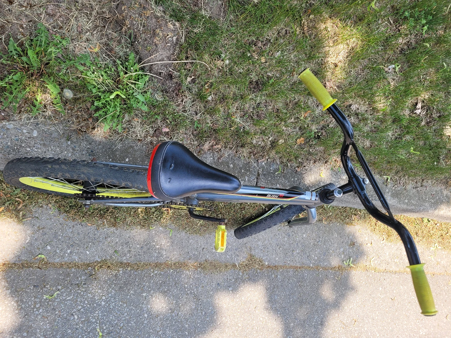 Amazing 18" wheel Kids Bike image indicator(2)