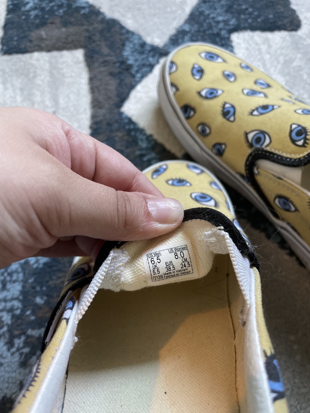 Women’s Vans! - photo 2