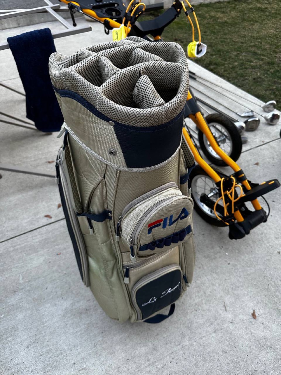 set of golf clubs - photo 2