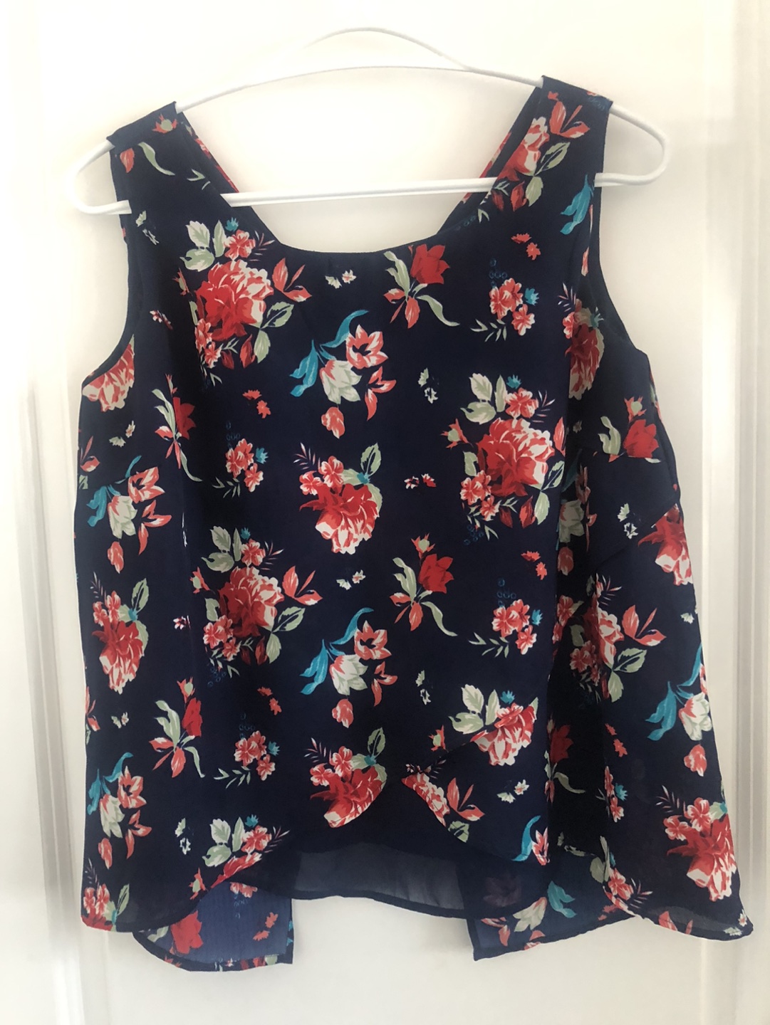 Bundle of five assorted tops - photo 4