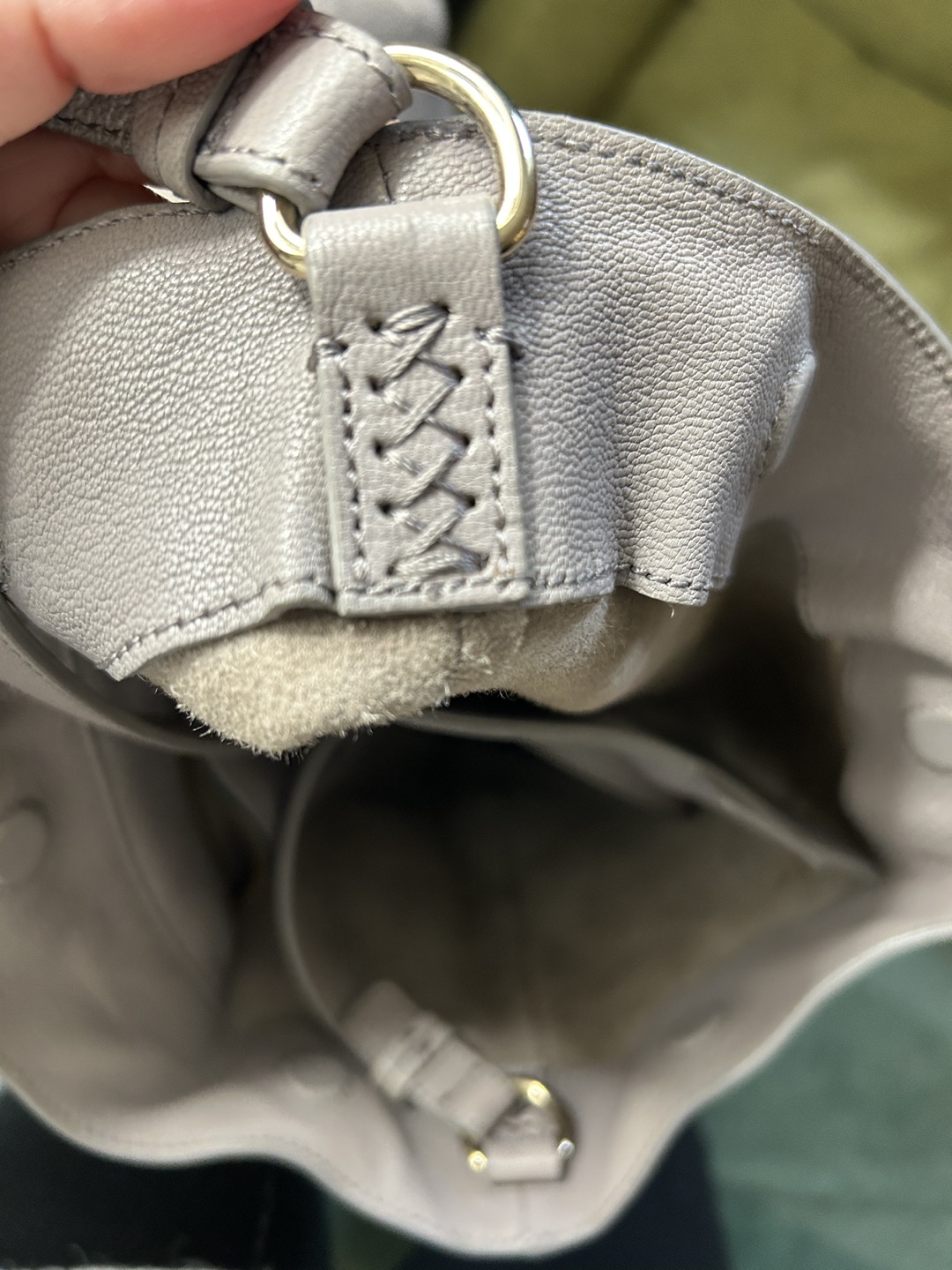 Ela tote/messenger bag light grey leather - photo 4