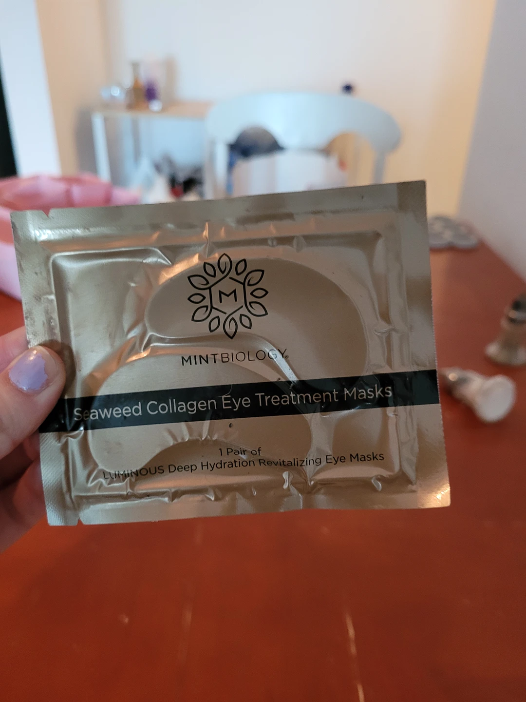 8 packs seaweed collagen eye mask