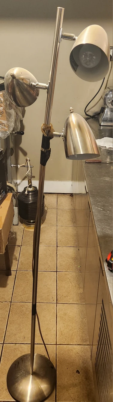 stand up corner lamp thumbnail