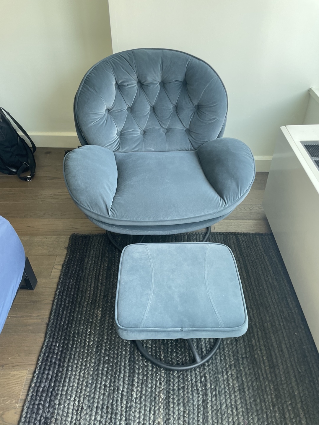 Gray Swivel Accent Chair - photo 2