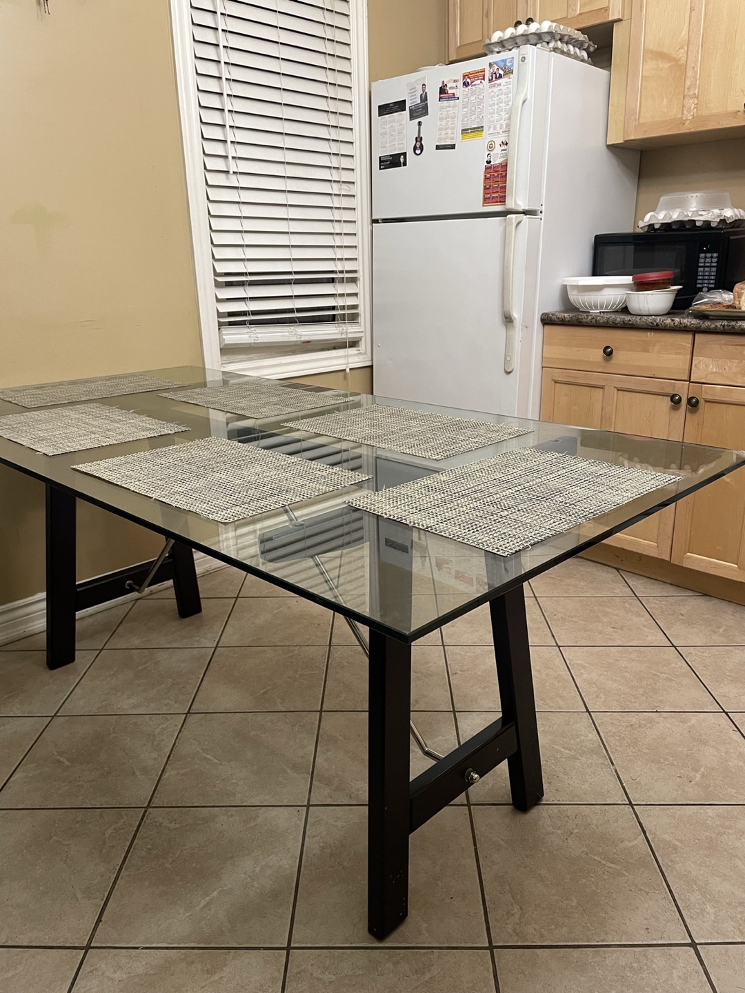 Dining table thumbnail