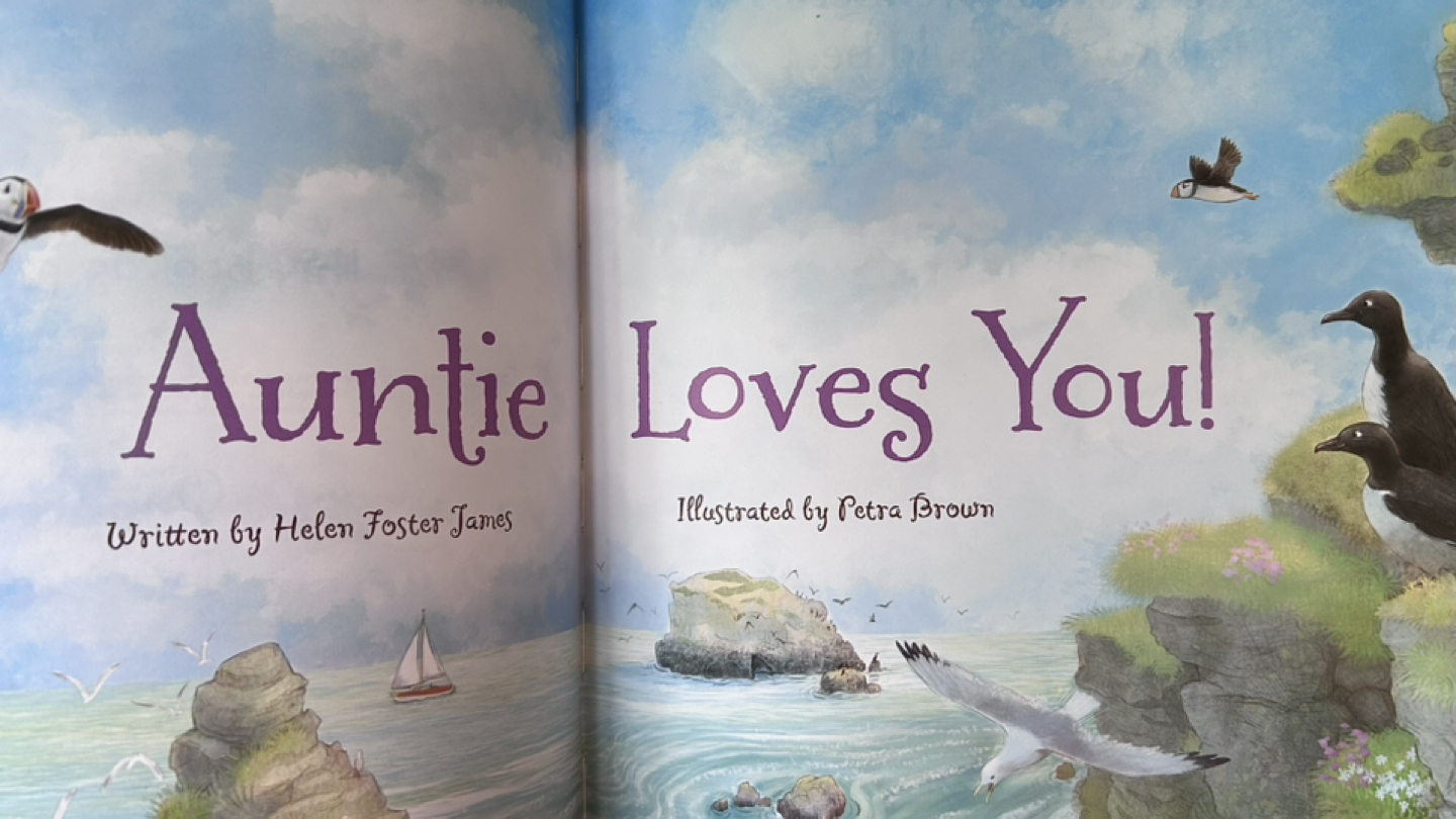 Book: Auntie Loves You - photo 3