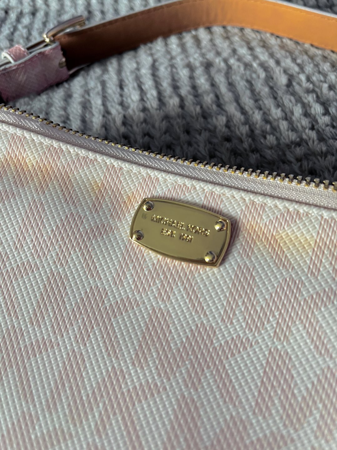 MK waist bag with monogram print image indicator(2)