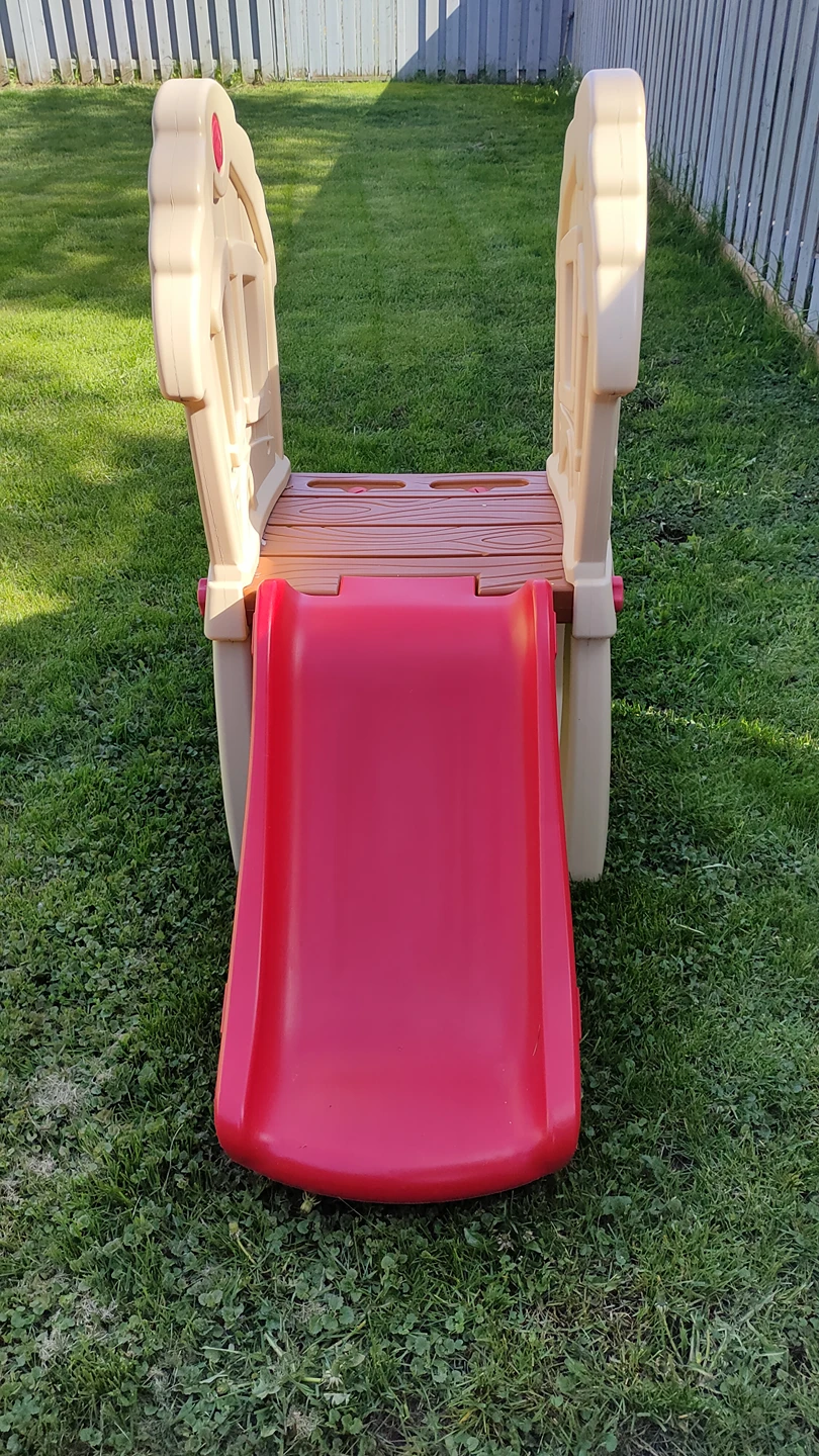 Little TIKES HIDE AND SEEK CLIMBER