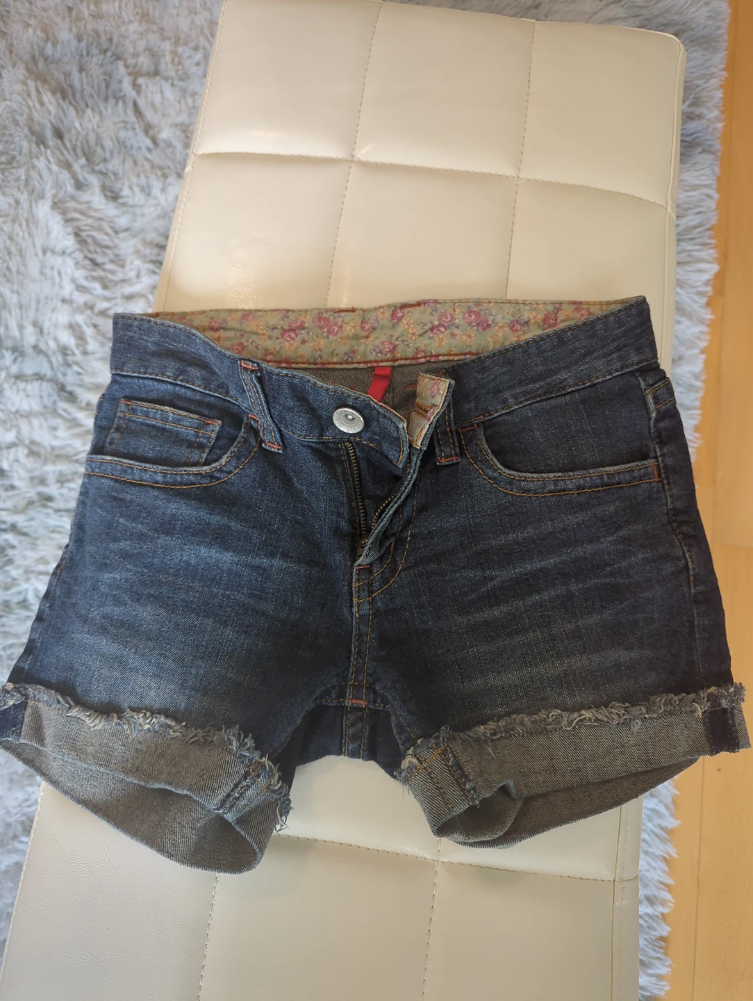 Uniqlo 24 inch denim shorts