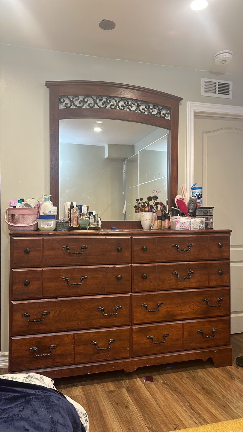Dresser n Mirror - photo 2