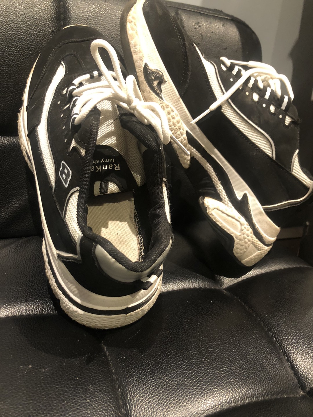 Black and white women’s sneakers thumbnail