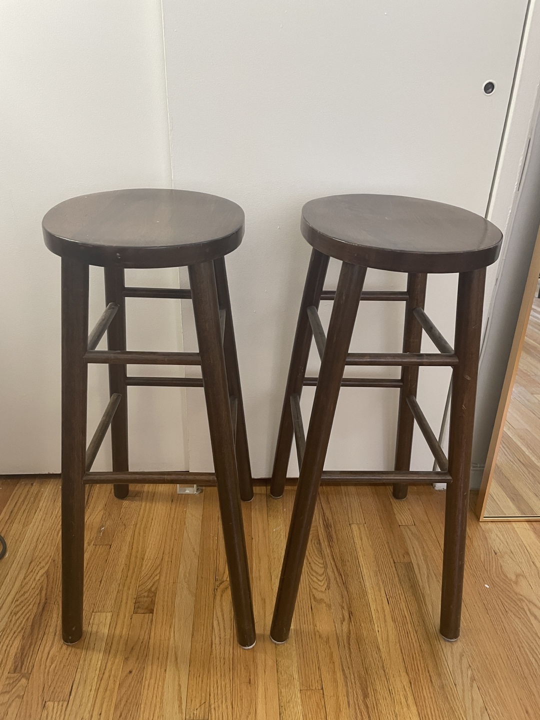 Bar stools thumbnail