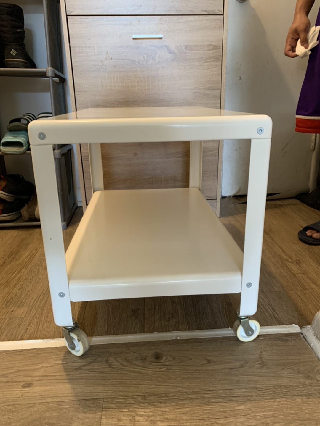STRIND coffee table’s two-tier design - photo 5