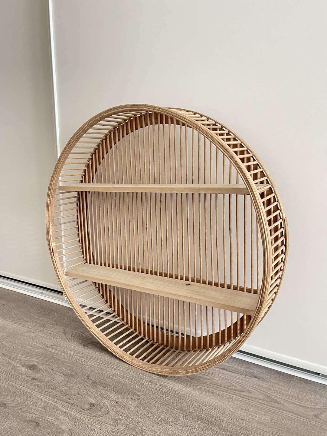 Wall decor round wooden shelf