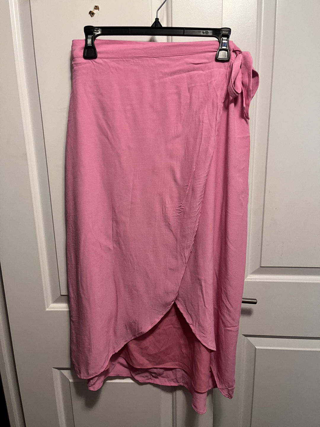 Pink wrap midi skirt (AE)
