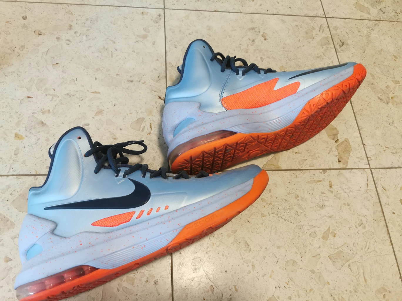Nike KD 5
Ice Blue - US 9