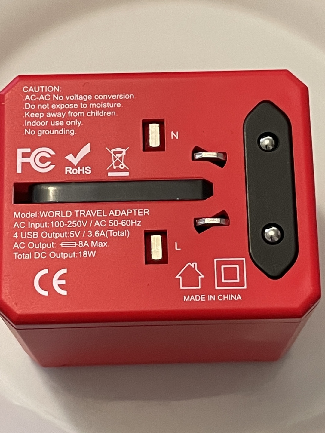 Universal International Travel Power Adapter image indicator(6)
